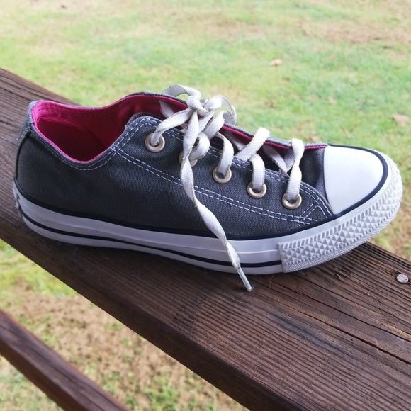 Converse All Stars Dark Grey, kids size 4 - Picture 2 of 6